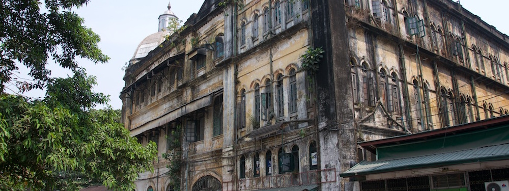 Oud koloniaal gebouw Yangon