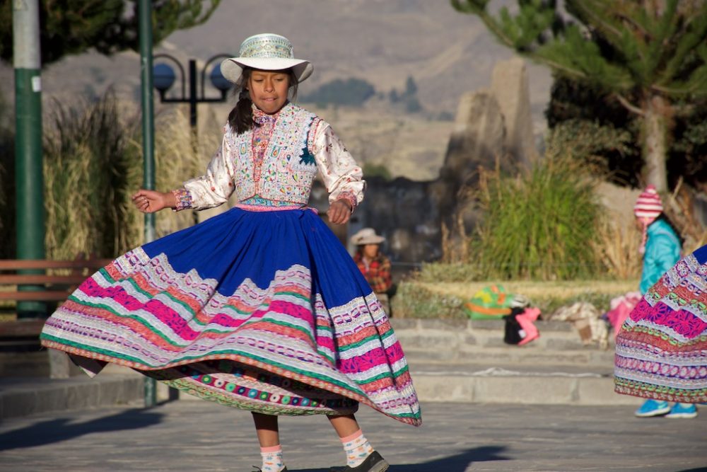 Dagelijkse dans in Yanque, colca bergen