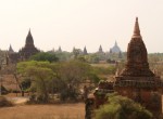 Vergezicht vanaf de eerste tempel die we in Bagan bezochten